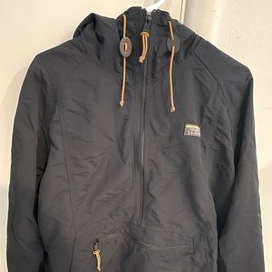 L.L. Bean Anorak jacket Reg XL. Black. Worn only a couple of times.